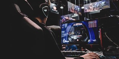 CS:GO游戏图标 - 反恐精英标志性盾牌与骷髅